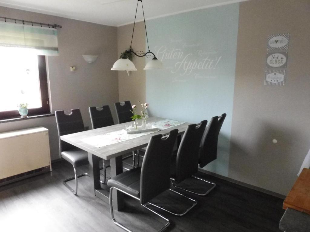 Apartment With Terrace And Pool In The Garden Pracht Esterno foto