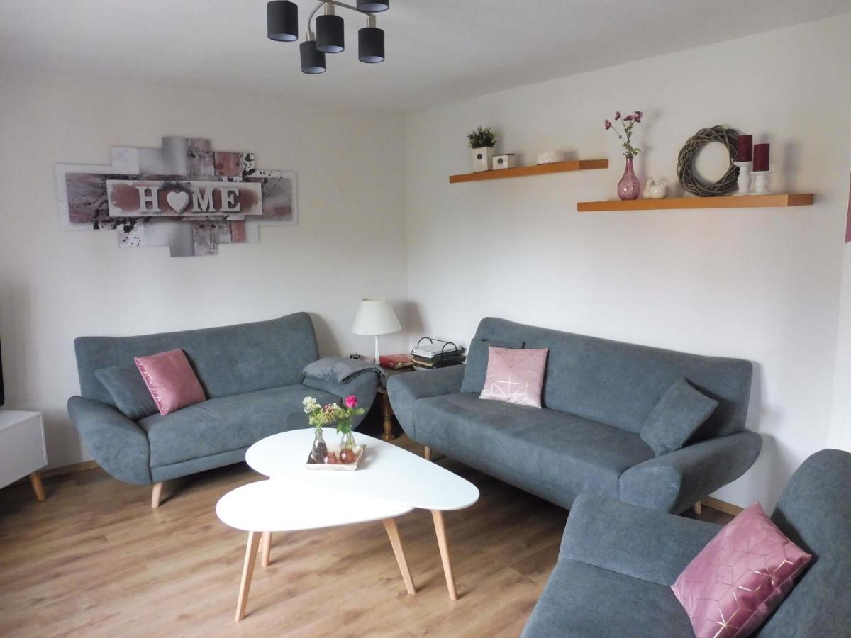 Apartment With Terrace And Pool In The Garden Pracht Esterno foto